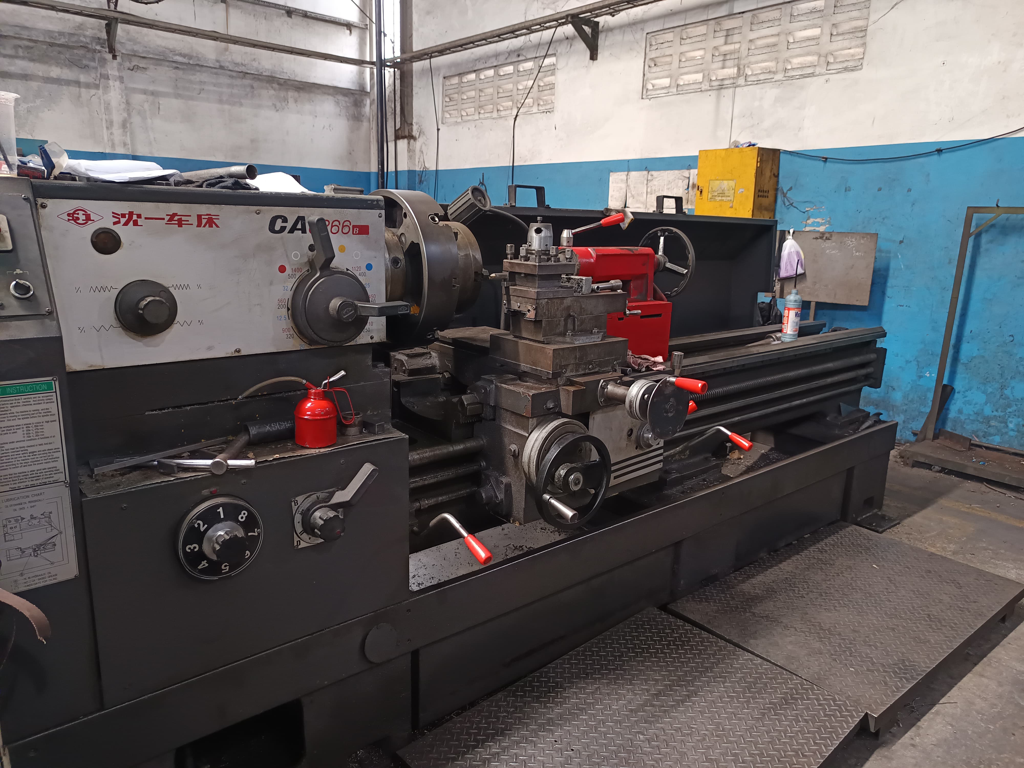 HORIZONTAL LATHE 2