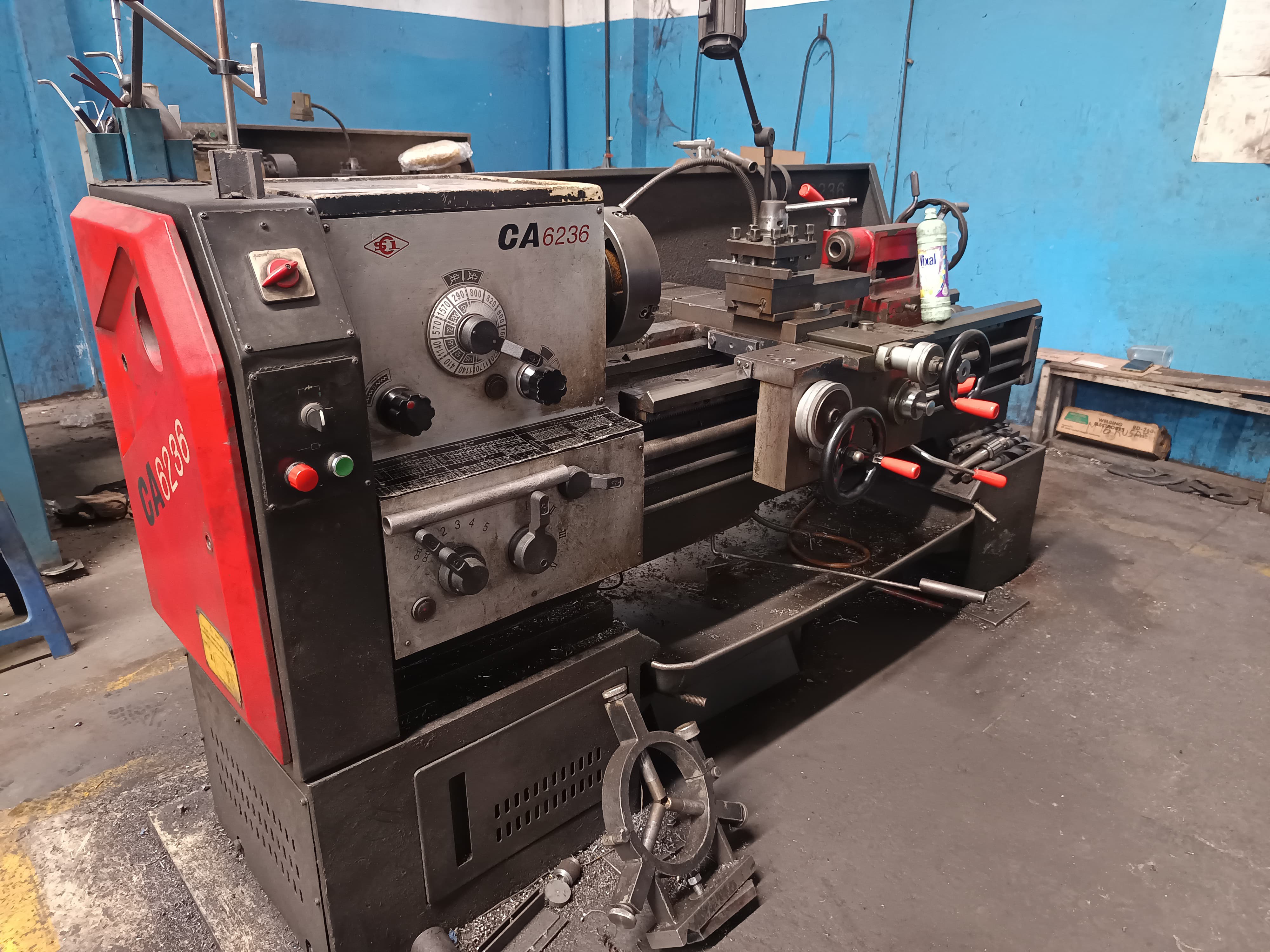 HORIZONTAL LATHE 3
