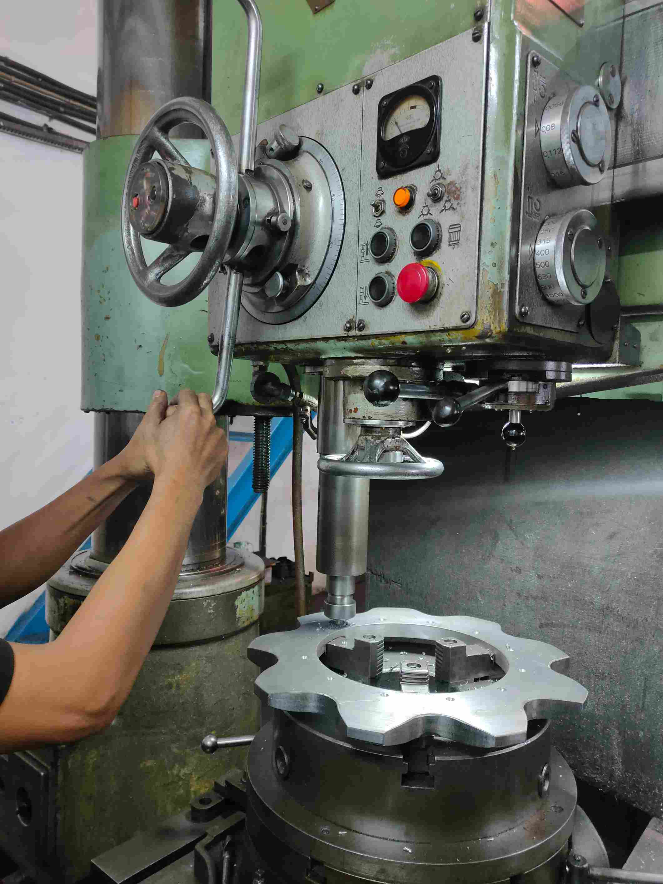 RADIAL BORE 2